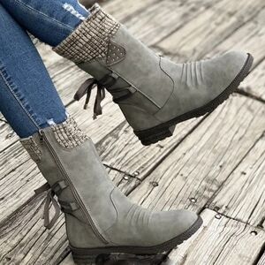 Gray Faux Leather Chelsea Boots w/ Cap Toe Lace up Back Side Zip Closure Size 9